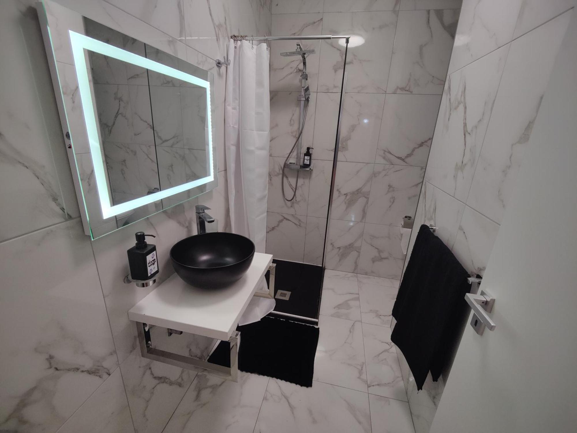 Central Modern Sliema 2 Bedroom Apartment Luaran gambar